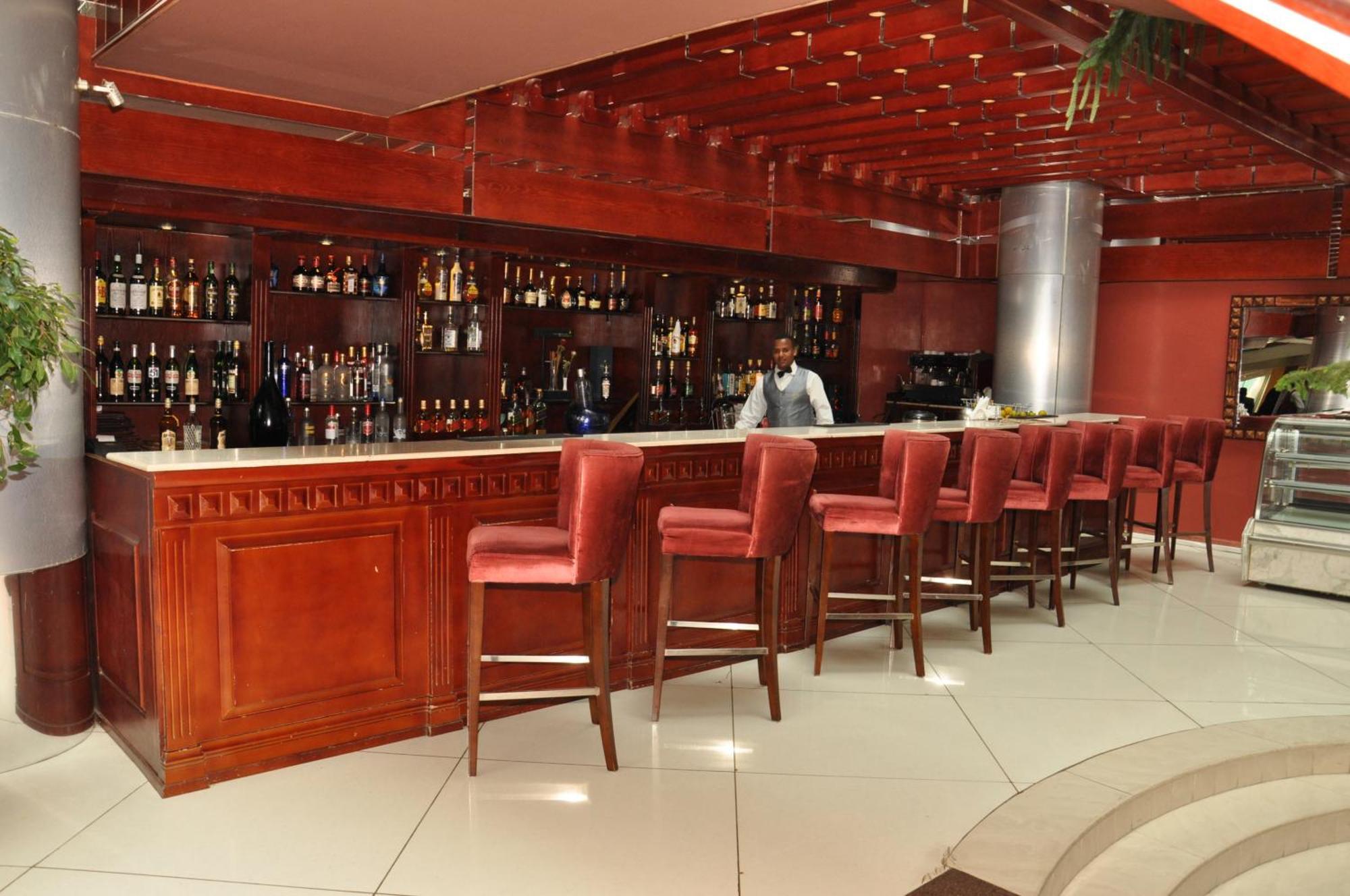 Inter Luxury Hotel Аддис-Абеба Экстерьер фото